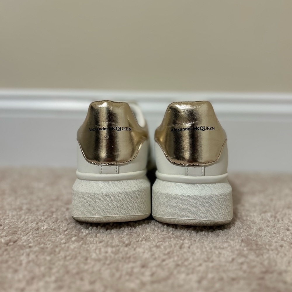 Alexander McQueen Womans / Kids White and Gold Sneakers